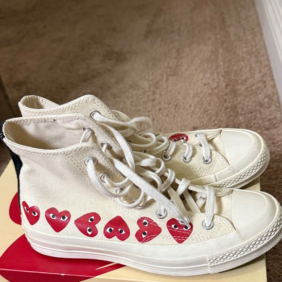 Comme des Garcons PLAY Kids White High-Top Sneakers - Picture 1 of 3